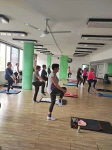 Истезање задње ложе - вежбе за старије